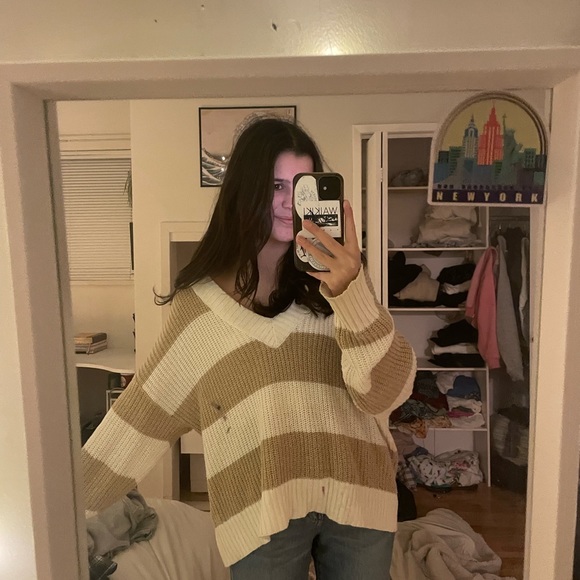 American eagle striped sweater! - Picture 2 of 4
